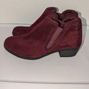 Maurices Bridget Purple Suede Boots NWOT Size 7